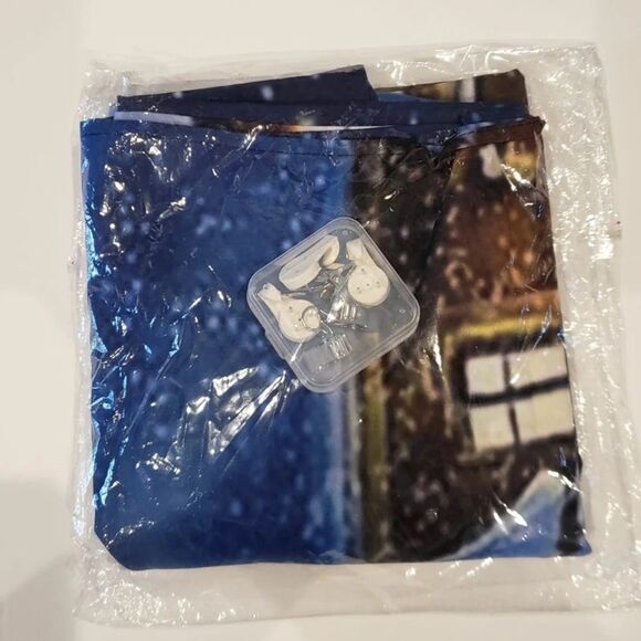 Tapestry Christmas  - Picture 2 of 5